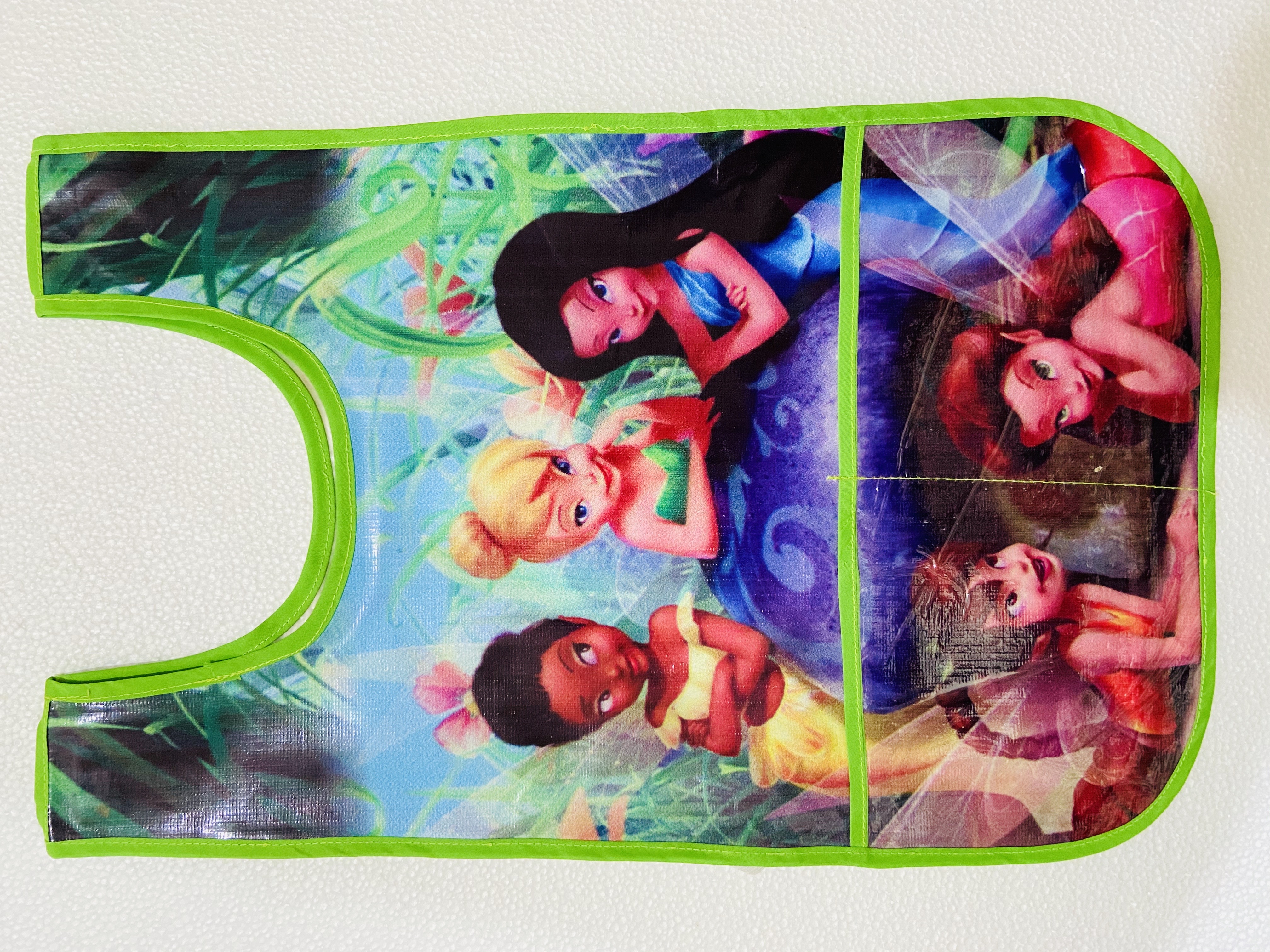 MANDIL INFANTIL PLAST.T/CAMIS.HADAS