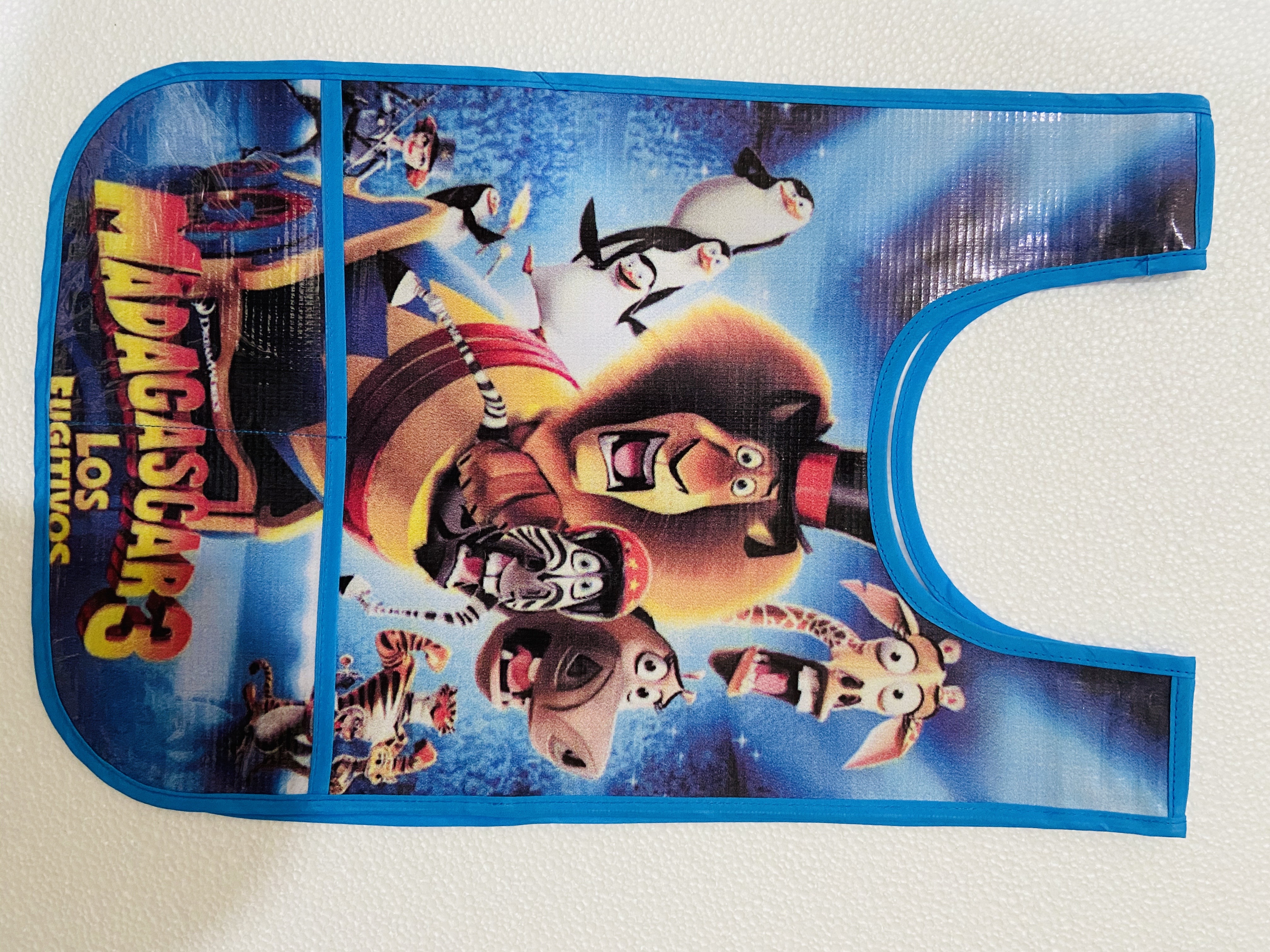 MANDIL INFANTIL PLAST.T/CAMIS.MADAGASCAR