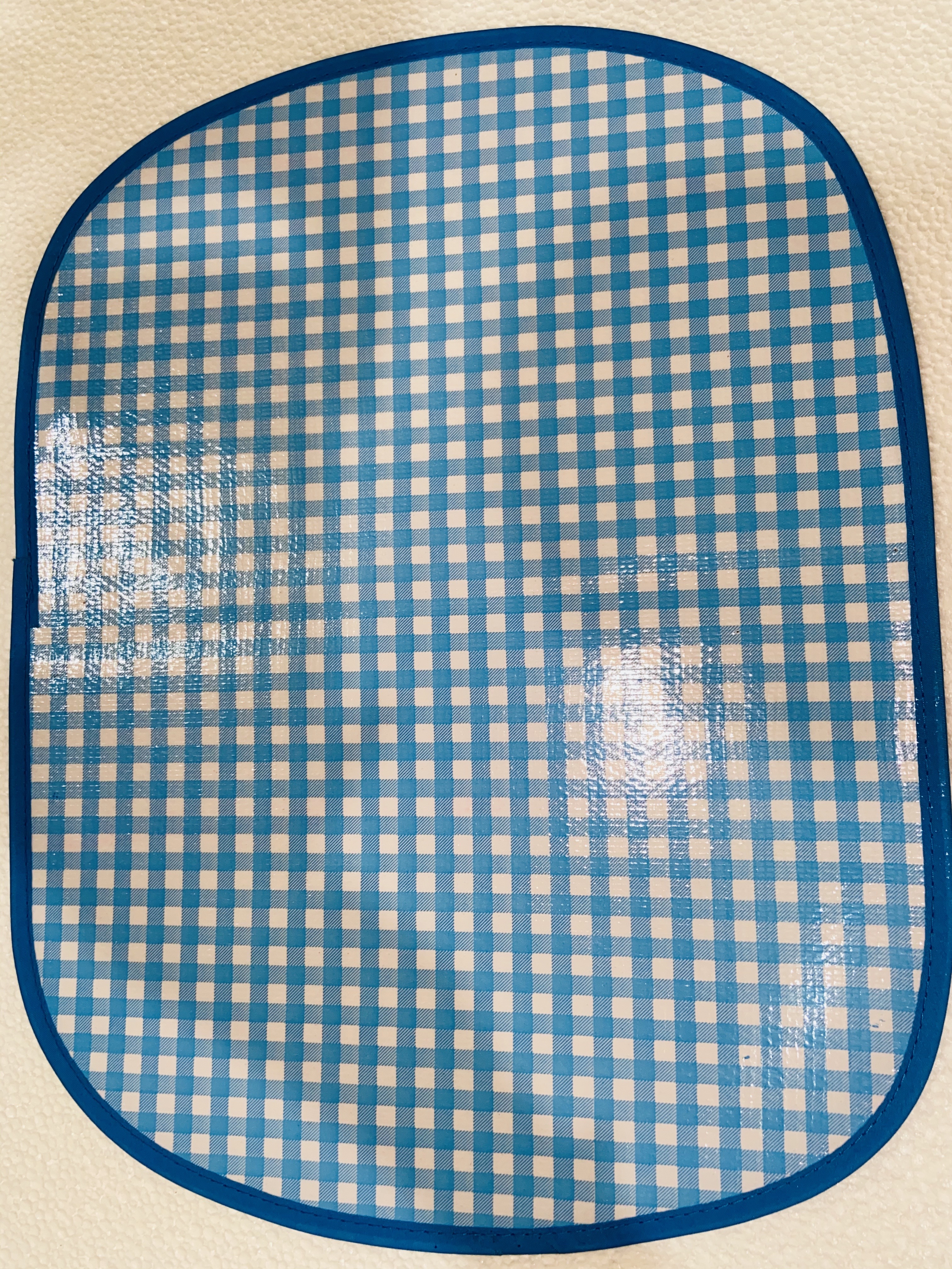TAPETE PLAST. P/ALIMENTOS AZL C. CUADRIT