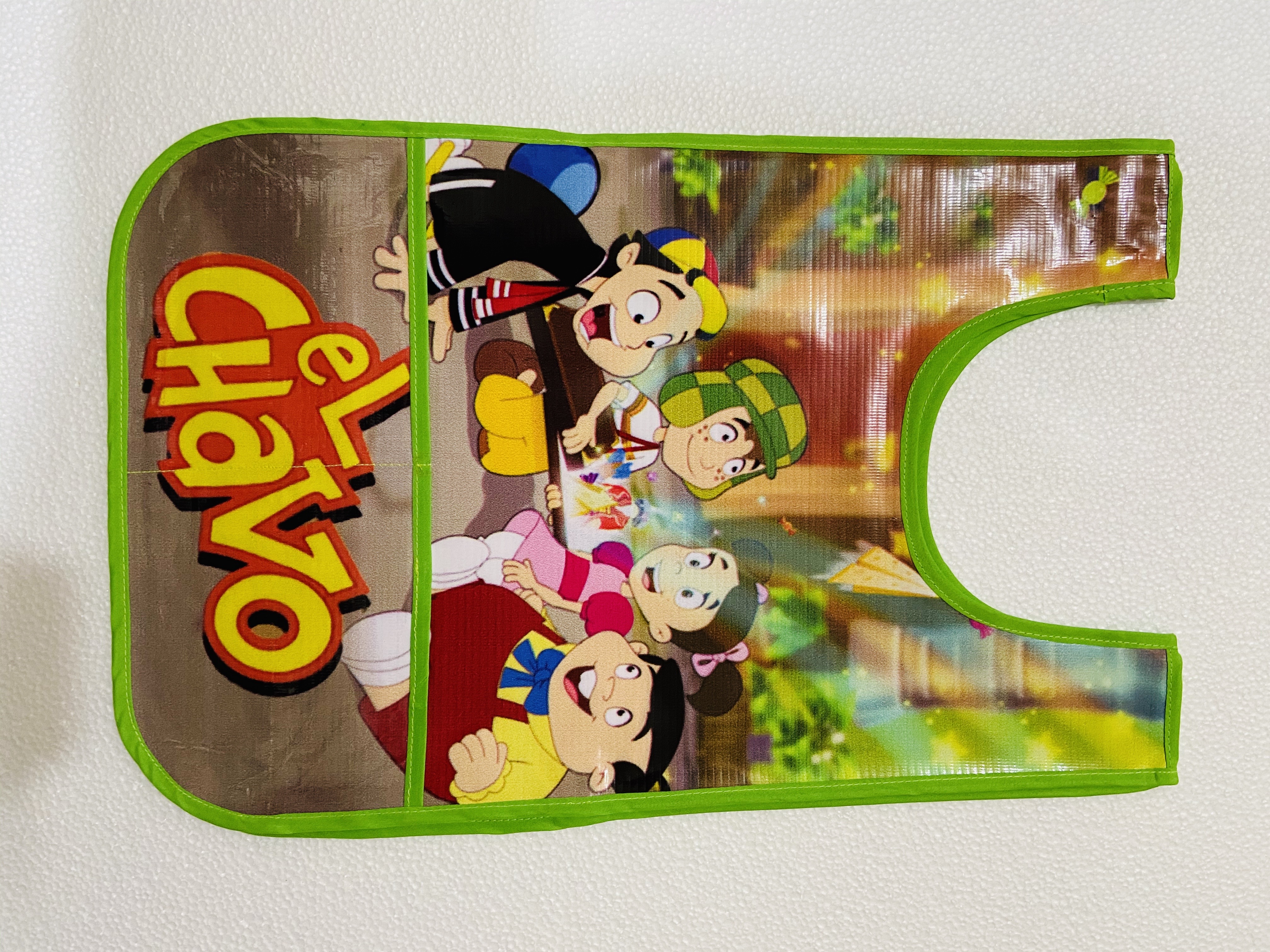 MANDIL INFANTIL PLAST.T/CAMIS.CHAVO DE 8